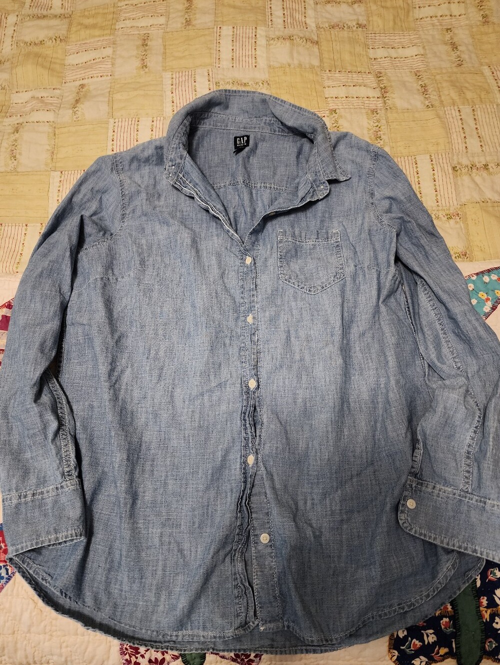 Womens Gap Denim Button Down Shirt Large